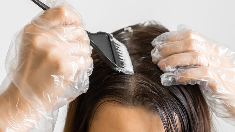Should You Cancel a Hair Color Appointment for Lice?