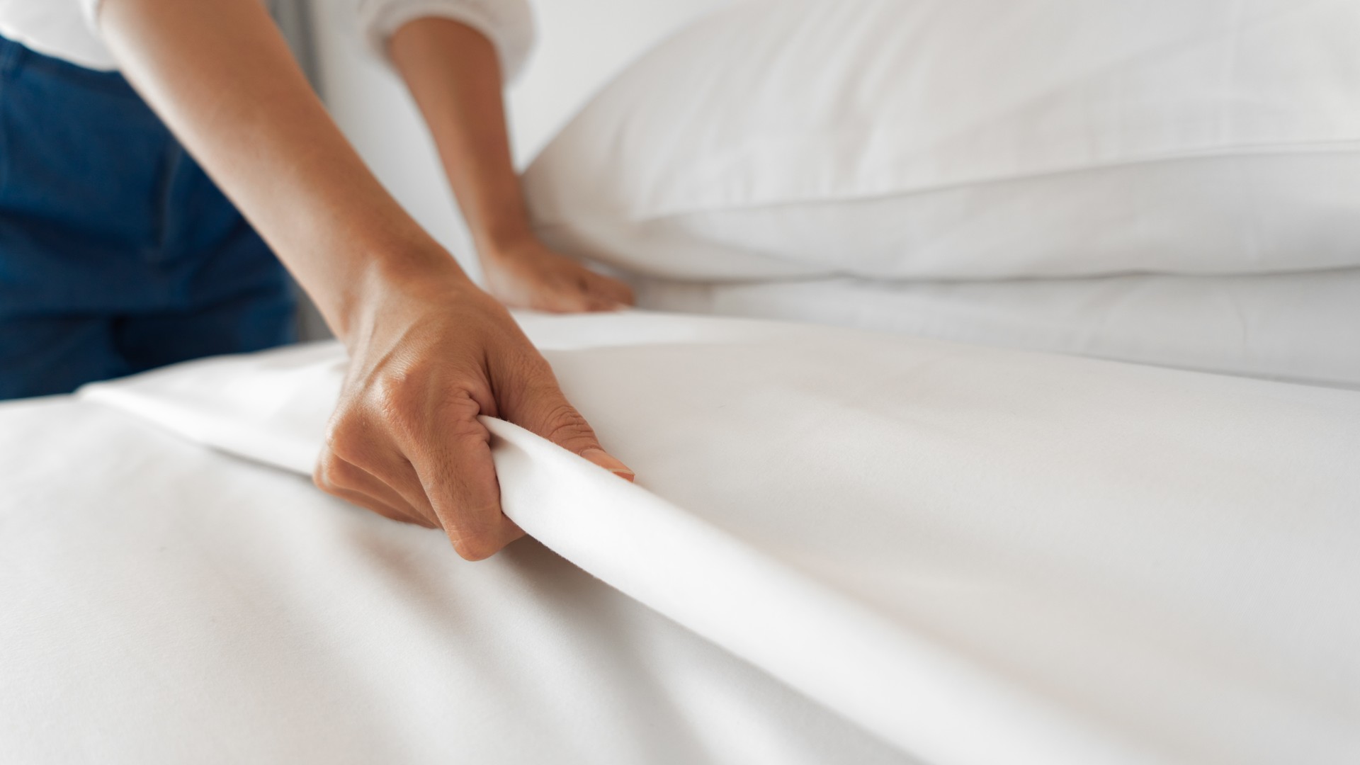 Can You Get Lice from a Hotel or Vacation Rental Bed?