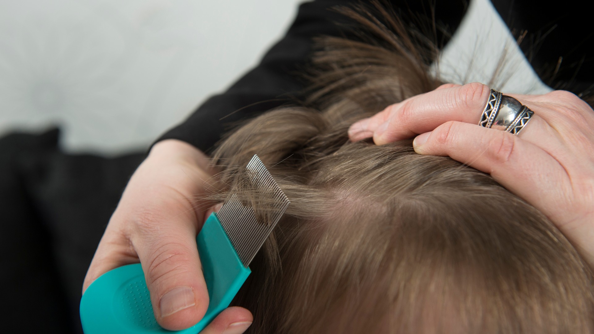 A Lice Clinic Visit Is Simpler Than Fighting Lice at Home